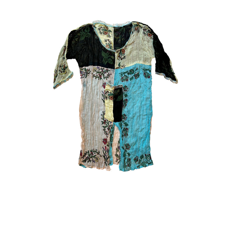 Acik somon rengi ve sari ile siyah ve havuz mavisi renklerde yamali yemeni elbise_Patchwork muslin dress in black blue and pale yellow and salmon color