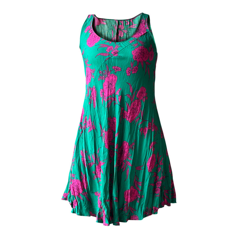 Askili yesil ustune pembe cicekli kisa elbise_Pink flower patterned short green dress with straps