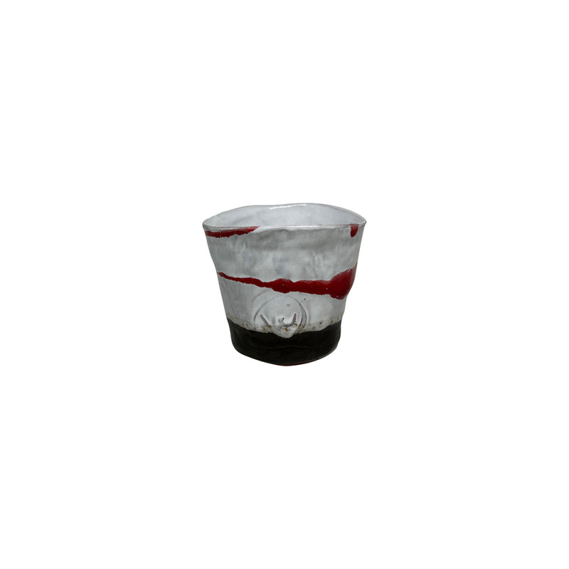 Beyaz kirmizi ve kahverengi seramik bardak_White red and brown ceramic cup