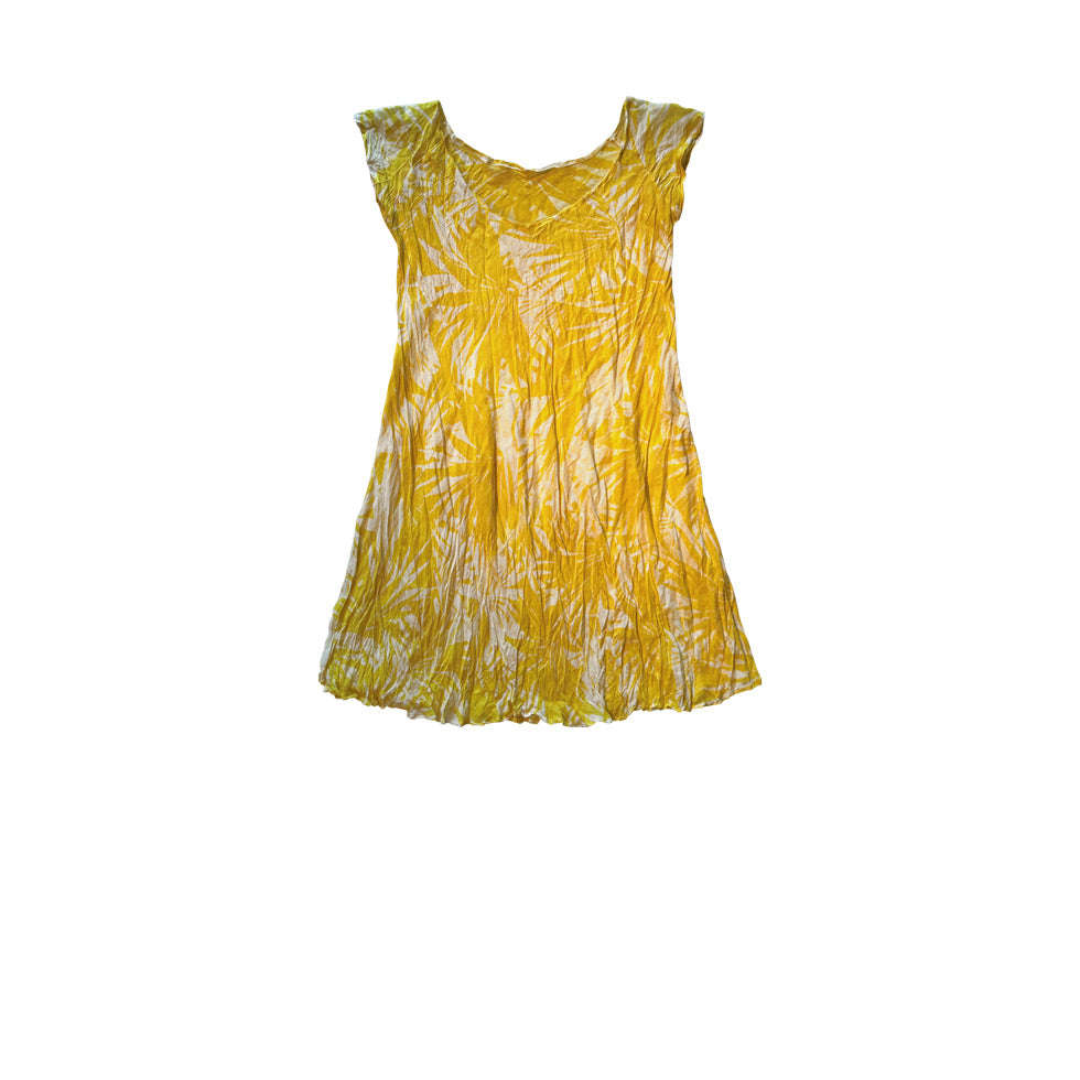 Beyaz ustune sari bitki desenli kolsuz tunik_White and yellow plant patterned short sleeveless tunic