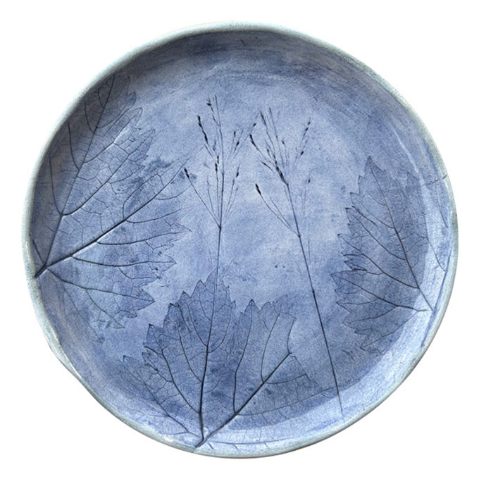 Cinar yapragi desenli mavi seramik pasta tabagi_Blue ceramic cake plate with sycamore leaf pattern