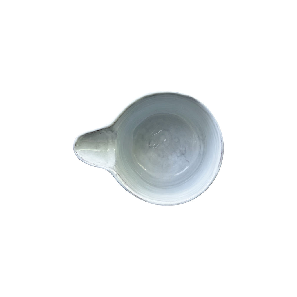 El yapimi seramik sutlugun ust gorunusu_Top view of ceramic milk jug with white inside