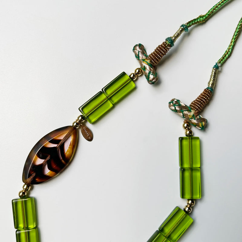 Fistik yesili cam boncuklu uzunlugu ayarlanabilir kolye_Adjustable necklace with lime green glass beads