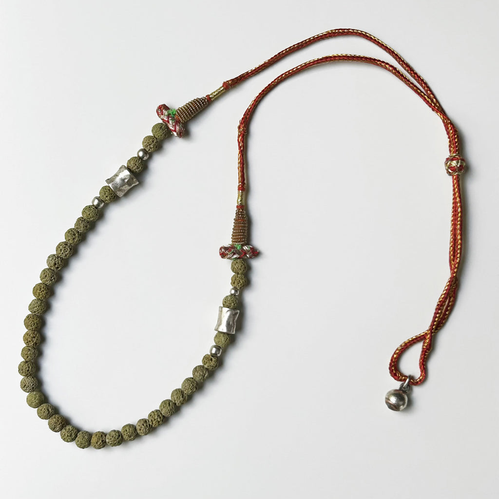 Haki yesil lavtasi boncuklu el yapimi kolye_Handmade khaki green lavastone necklace