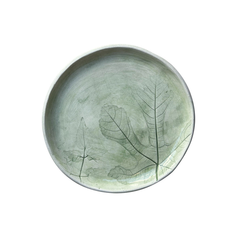 Incir vb yaprak baskili kullu yesil seramik tabak_Ash green ceramic plate with fig etc leaf pressed