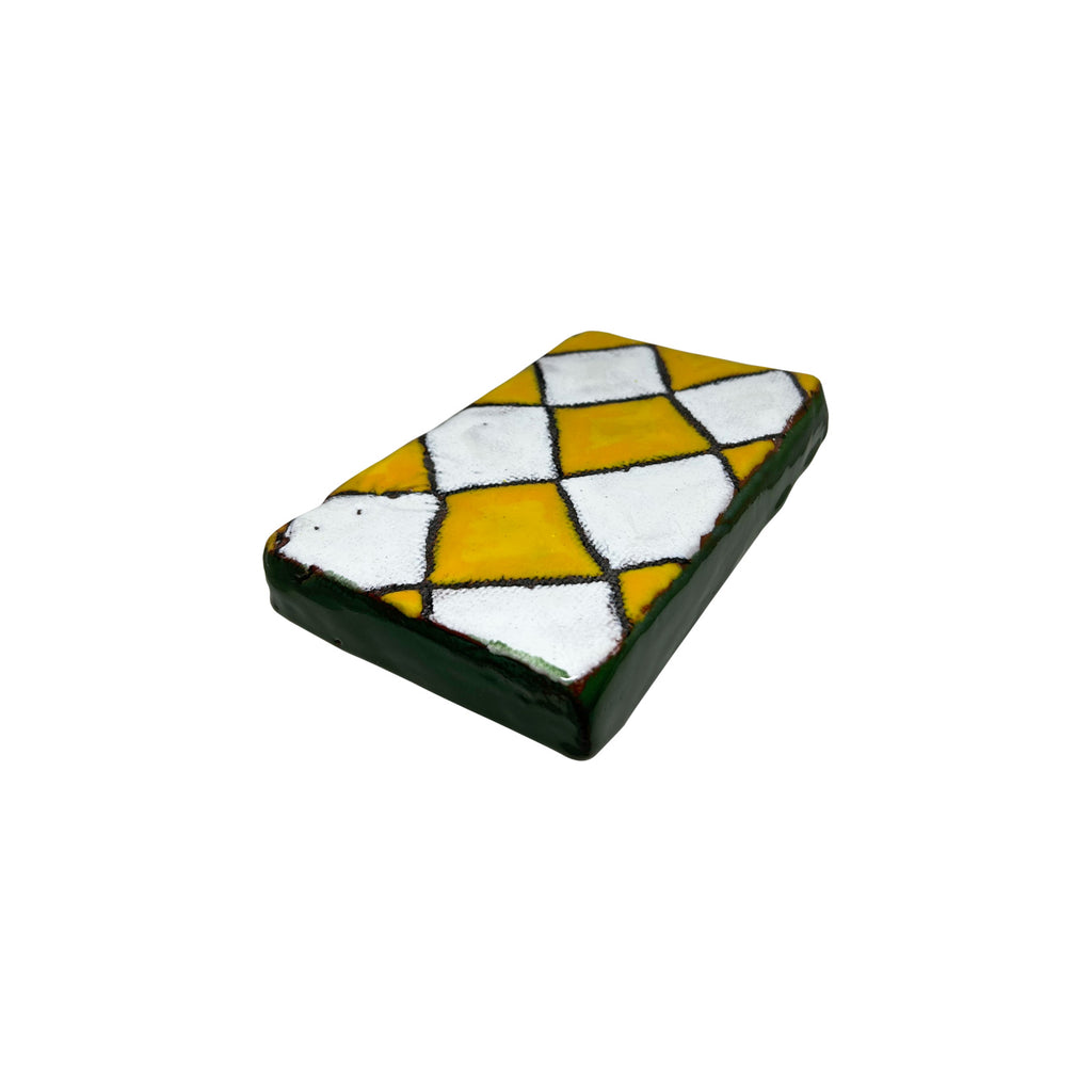 Kahverengi kenarli sari beyaz kareli seramik tablet_Yellow white checked green sided ceramic tablet