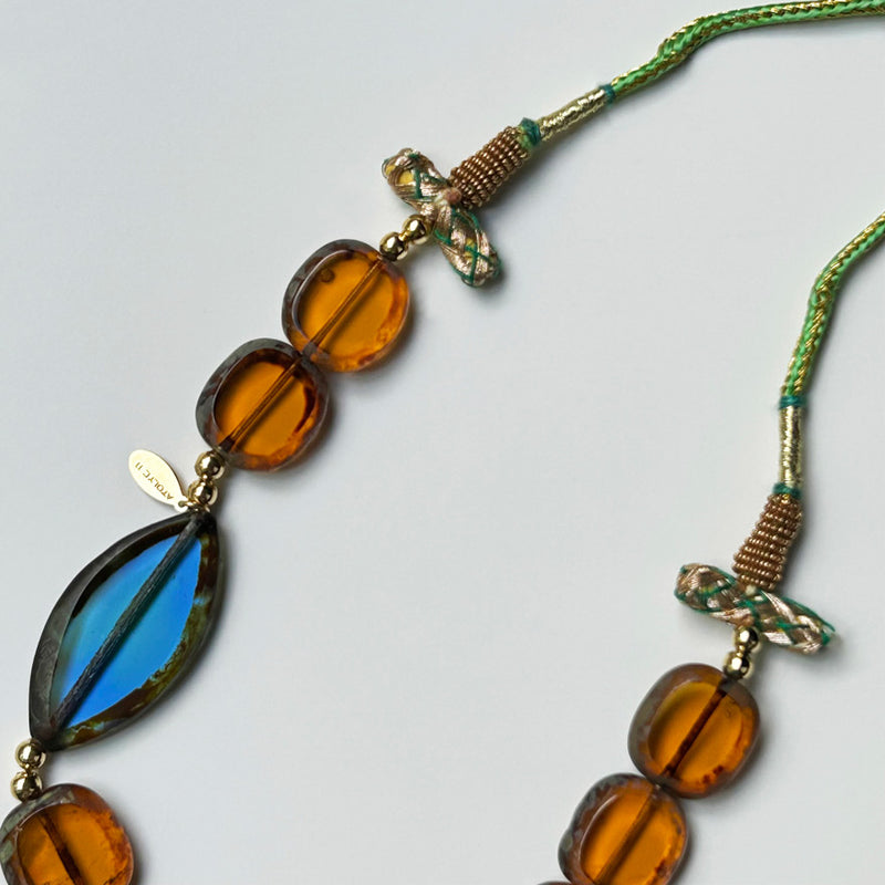 Kahverengi ve mavi cam boncuklu tasarim kolye_Designer necklace with brown and blue glass beads