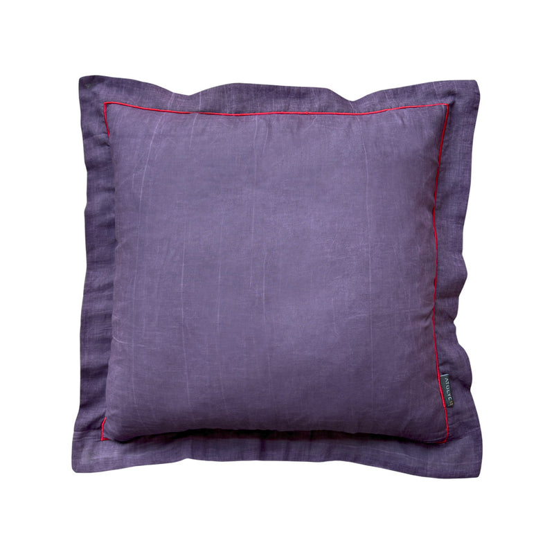 Kenari kulakli ve nakisli mor buyuk pamuklu yastik_Stone washed cotton purple square cushion with red embroidery
