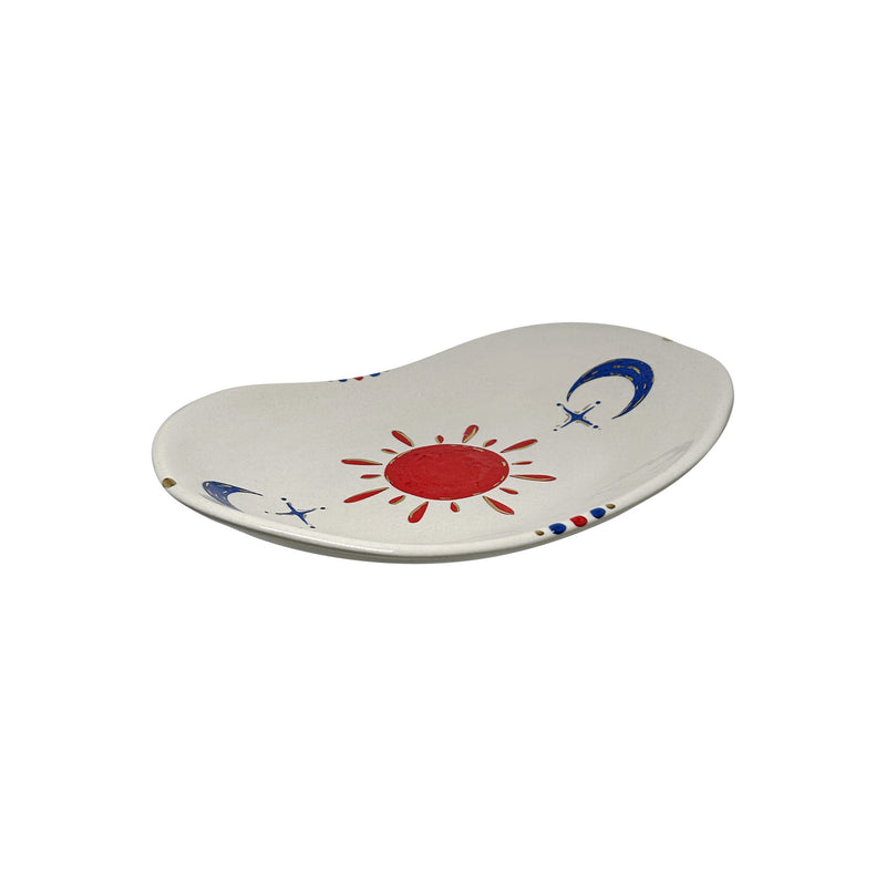 Kirmizi gunes ve mavi ay yildiz desenli beyaz oval tabak_White oval plate with red sun and blue crescent and star patterns