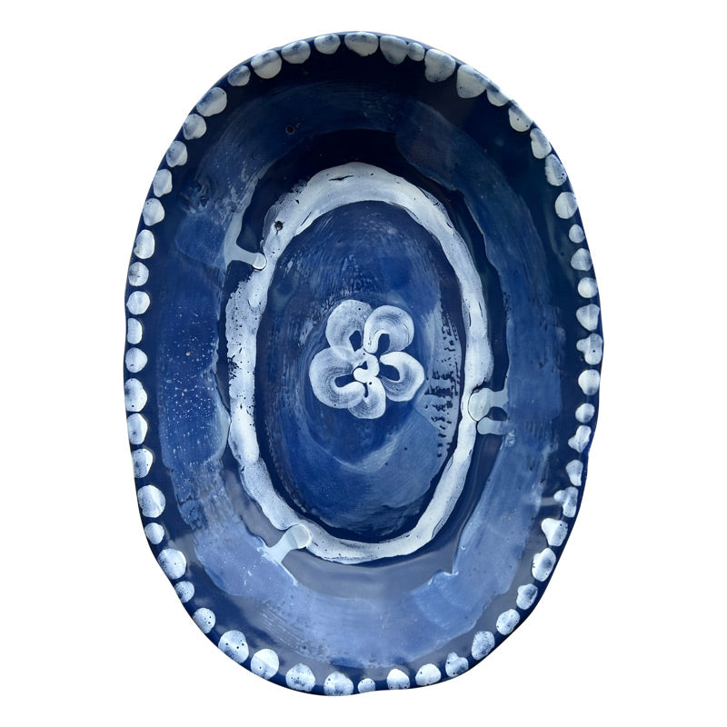 Koyu mavi ustune beyaz desenli oval buyuk cukur tabak_Dark blue oval large hollow plate with a white pattern