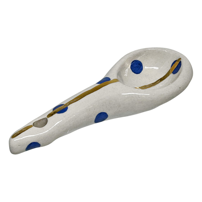 Mavi benekli altin rengi cizgili beyaz seramik kasik_White ceramic spoon with blue spots and gold line