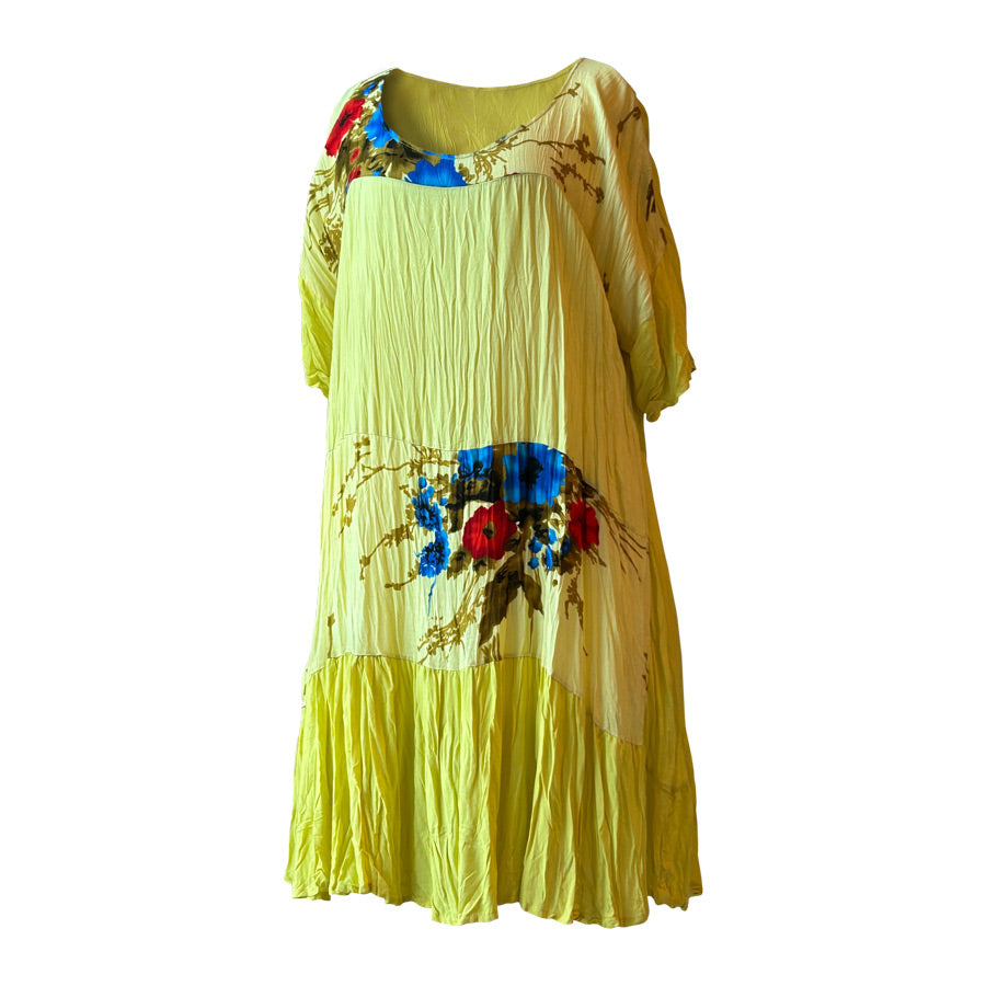 Mavi kirmizi cicek desenli sari elbise_Yellow dress with blue and red floral pattern
