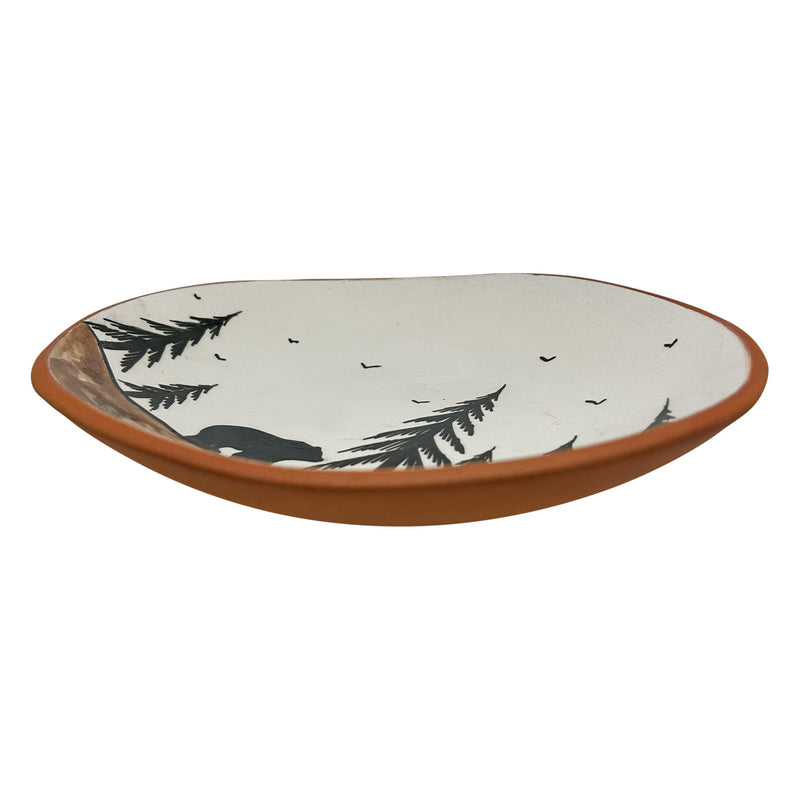 Orman ve ayi desenli kahverengi beyaz tabak_Brown and white plate with bear in a forest pattern