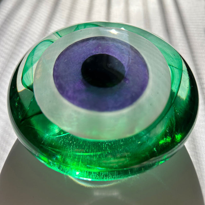 Perspektif cizgili golgede yesil ve mor goz nazarlik_Green and purple evil eye amulet