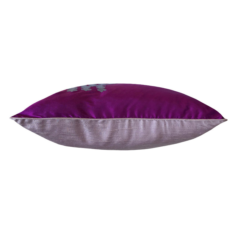 Romantik renklerde ipek kirlent_Silk cushion in romantic colors by Atolye 11