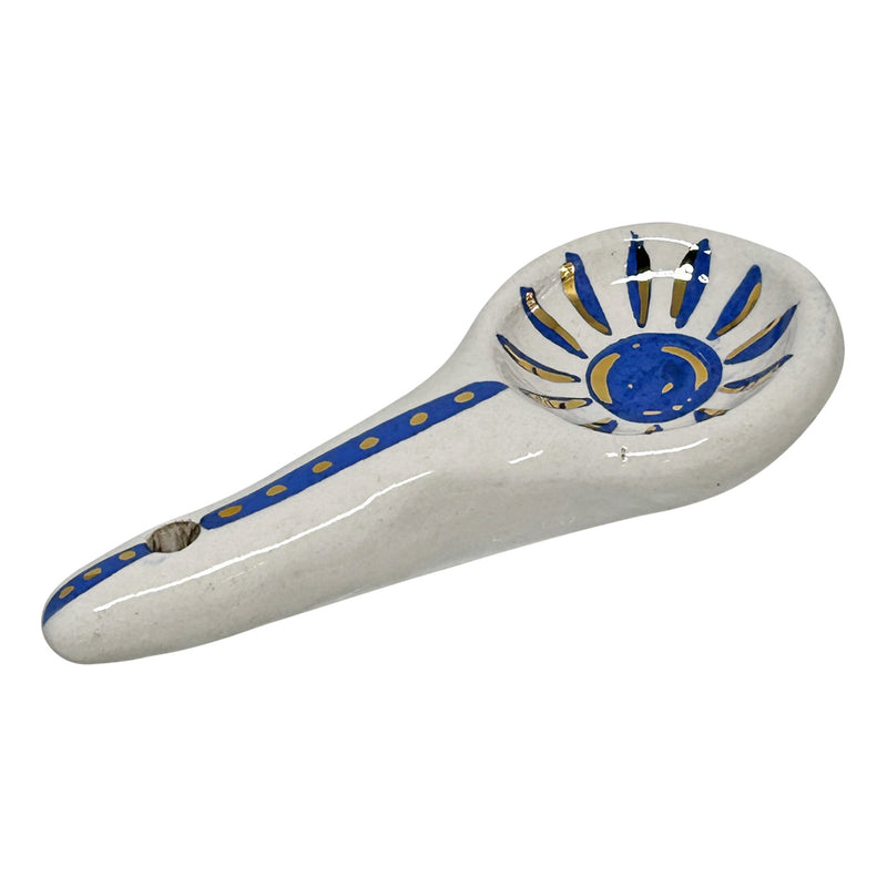 Icinde gunes figuru olan mavi altin ve beyaz seramik kasik_Blue gold and white ceramic spoon with sun motif