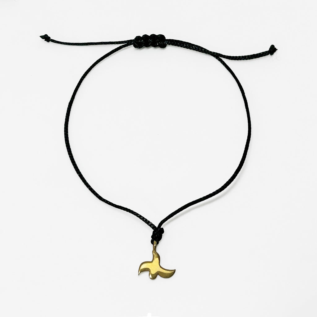 Stilize kus motifi bir Afyon kecesinden alinma siyah ipli bileklik_Black string bracelet with stylized bird motif taken from a traditional felt
