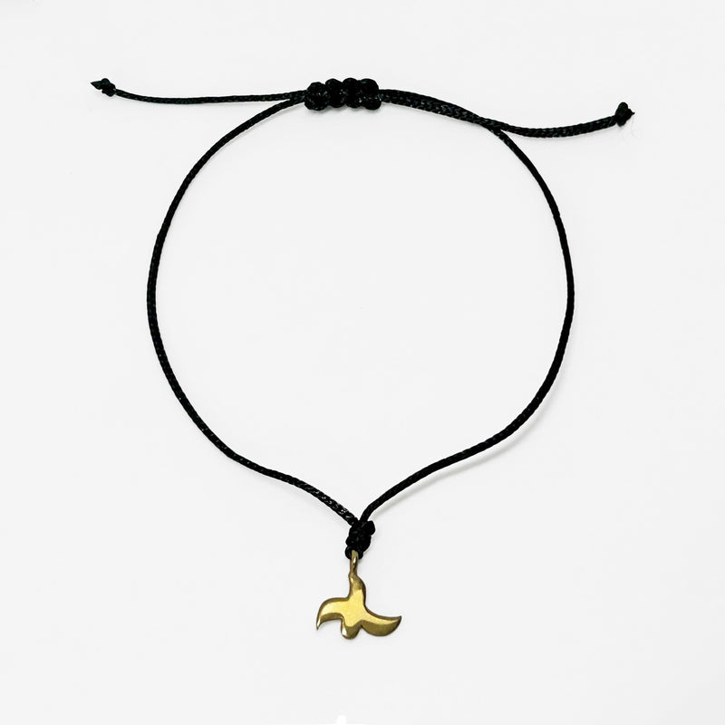Stilize kus motifi bir Afyon kecesinden alinma siyah ipli bileklik_Black string bracelet with stylized bird motif taken from a traditional felt