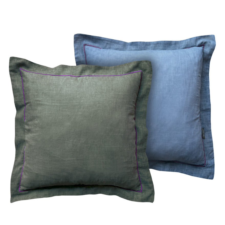 Taslanmis pamuklu koyu kullu yesil ve mavi cift yuzlu yastik_Stone washed cotton dark ash green and blue double sided pillow