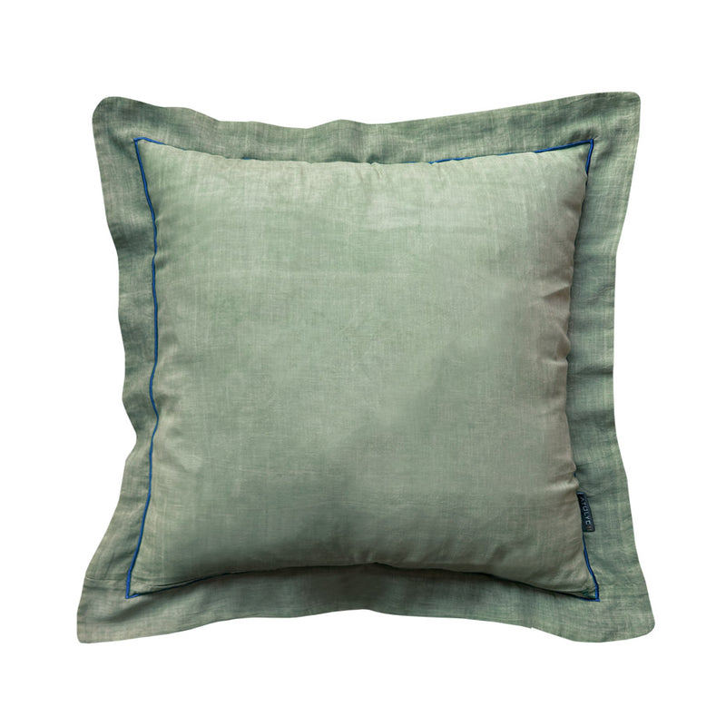 Taslanmis pamuklu lacivert nakisli soluk yesil yastik_Stone washed cotton pale green square pillow with navy blue embroidery