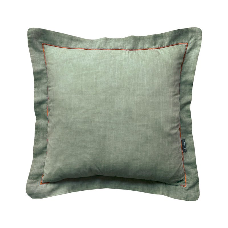 Taslanmis pamuklu turuncu nakisli soluk yesil yastik_Stone washed cotton pale green large pillow with orange embroidery