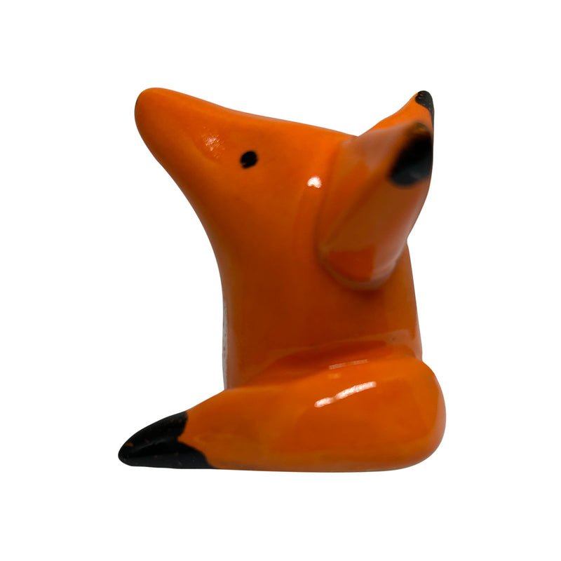 Turuncu seramik tilki biblosunun yan gorunusu_Side view of orange ceramic fox_z