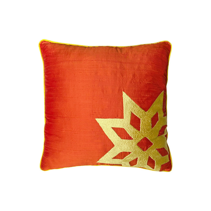 Turuncu ustune acik sari yildiz desenli buyuk kare kirlent_Light yellow star patterned orange silk cushion_Z
