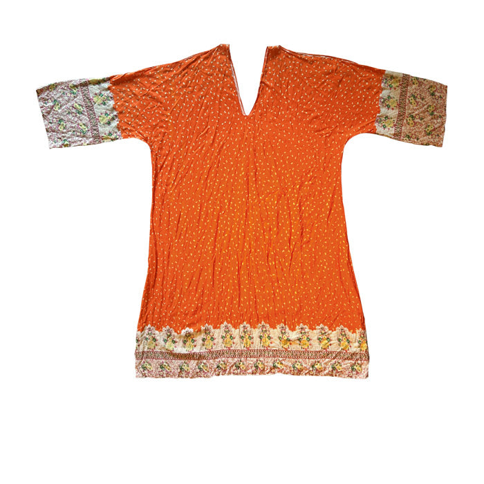 V yakali desenli uzun kollu turuncu bol elbise_Patterned V neck long sleeve orange loose dress