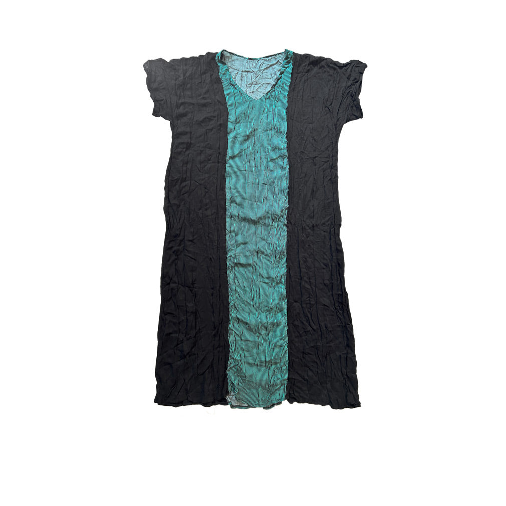 Yanlari siyah ortasi yesil kisa kollu uzun buyuk beden elbise_Black on the sides green in the middle middle short sleeve long plus size dress