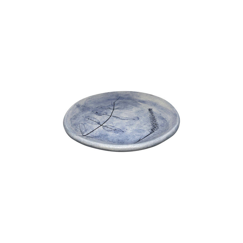 Yaprak ve cicek baskili alacali mavi ufak tabak_Mottled blue cookie plate with various plants pressed