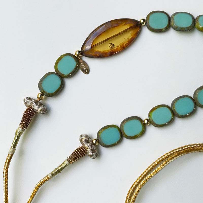 Yesil cam boncuklu Deniz Barlas Velioglu tasarimi kolye_Green glass beaded designer necklace