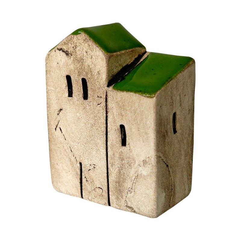Yesil iki catili kucuk seramik dekoratif ev_Small ceramic house with two green roofs