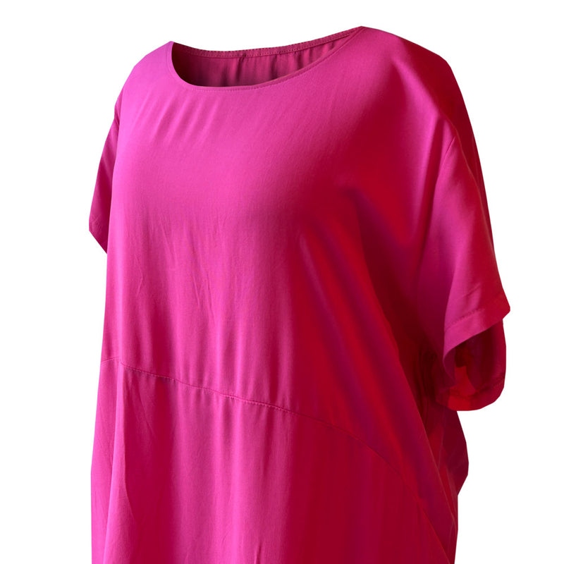Yuvarlak yakali cingene pembesi kisa kollu elbisenin yakindan gorunusu_Magenta pink dress