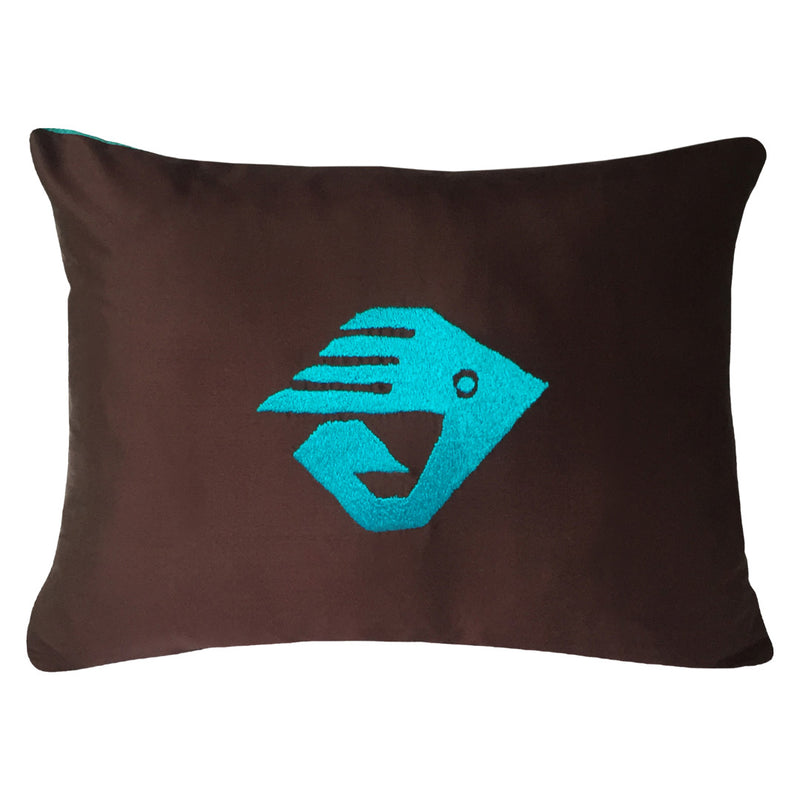 Aci kahve ustune havuz mavisi kus motifi nakisli hediyelik yastik_Giftware dark brown cushion with blue embroidery