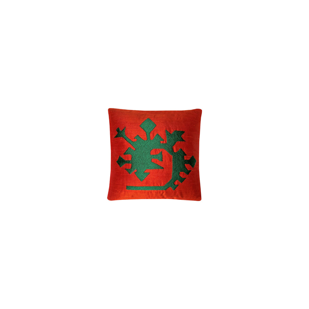 Anadolu sembolizminde hazine bekcisi olarak kabul edilen yilan ejder motifli kirlent_Cushion with sepent dragon motif that safeguards treasure in Anatolian symbolism