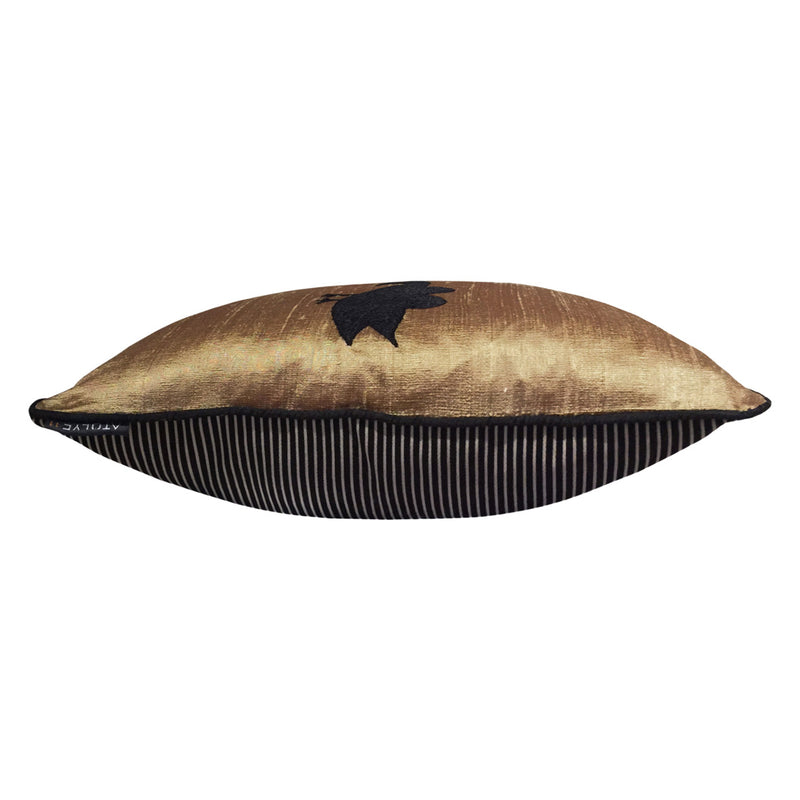 Arkasi cizgili kadife onu altin rengi santuk ipek uzerine siyah kus motifli kirlent_Golden colored slubbed silk pillow case with striped velvet back