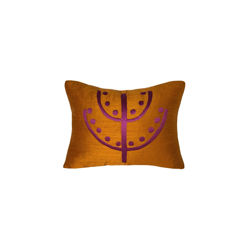 Bakir rengi ipek uzerine bordo nakisli dekoratif yastik_Decorative pillow case with burgundy colored embroidery