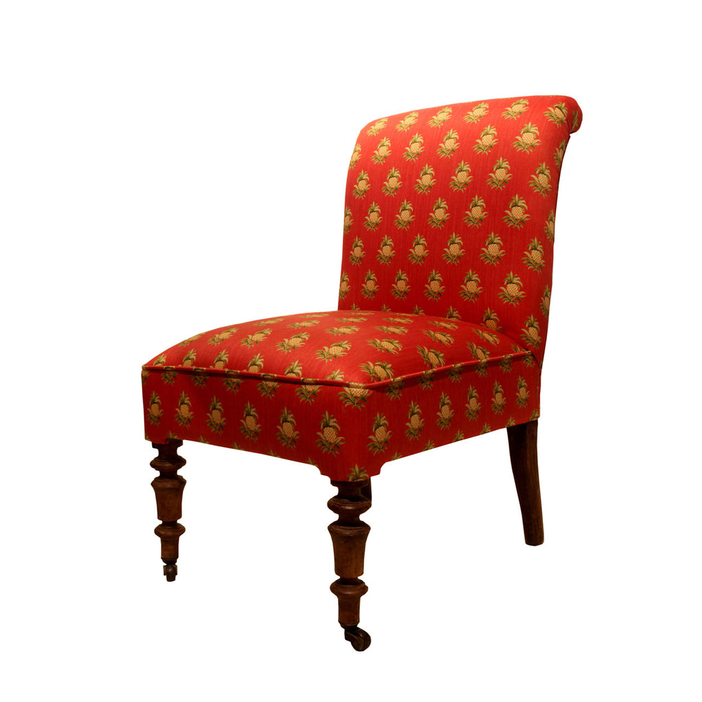 Bayrak kirmizi ananas desenli rahat koltuk_Comfortable red armchair with pineapple pattern_sessel_fauteuil