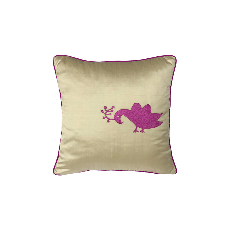 Bej ipek ustune eflatun kus islemeli kare kirlent_Beige square silk cushion with magenta bird embroiderys