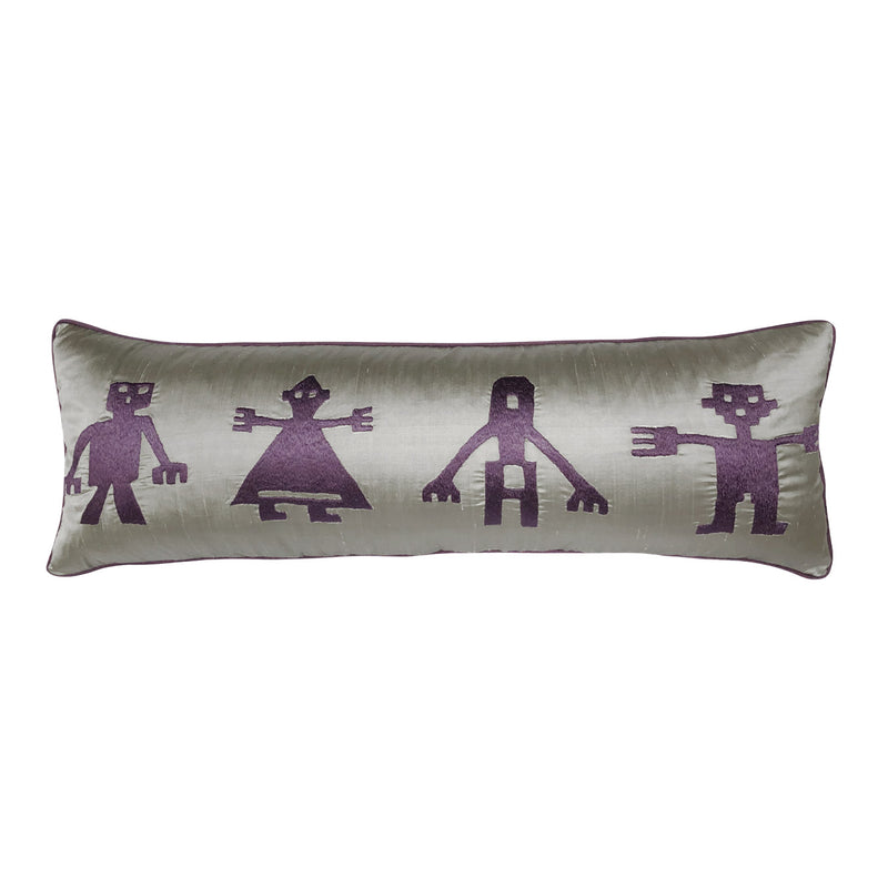 Gumus gri ustune patlican moru insan motifli uzun ipek kirlent_Long silk cushion with eggplant purple embroidery on silver grey fabric