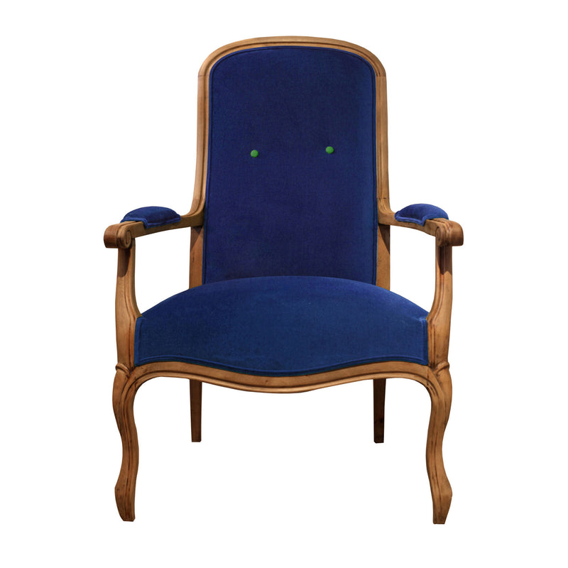 Iki adet yesil dugmeli ahsap iskeletli gece mavisi kadife koltuk_Wooden framed cobalt blue velvet armchair with two green buttons