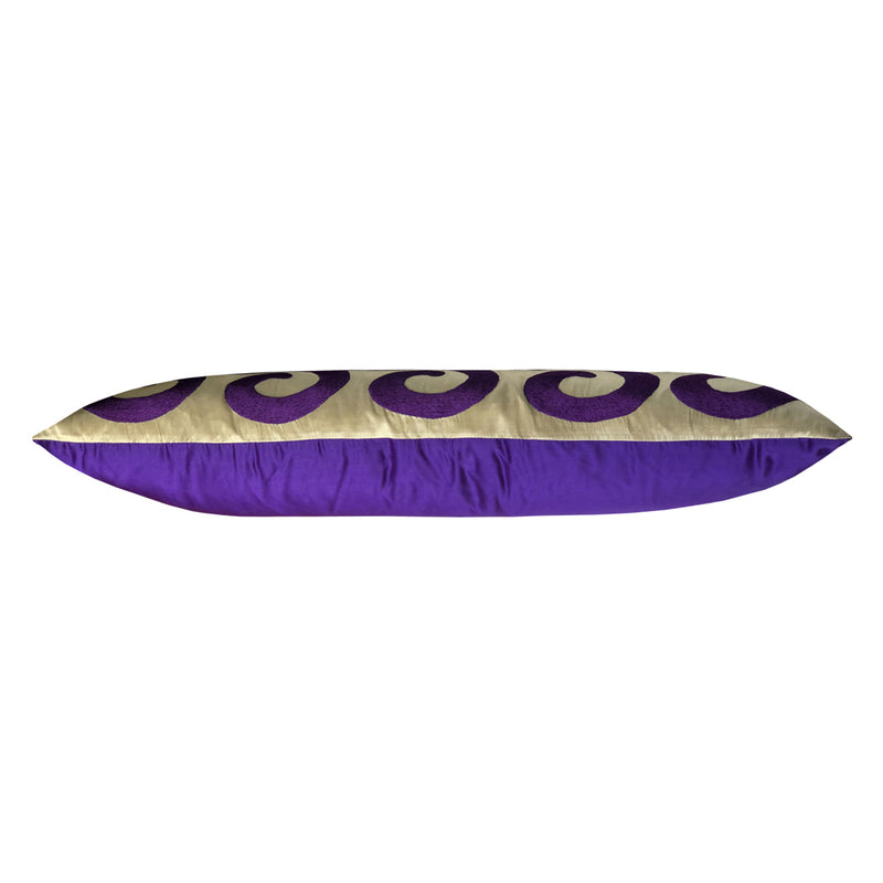 Krem rengi ve mor renklerde Anadolu Motifli tasarim yastik_Beige and purple designer cushion with Anatolian Motif