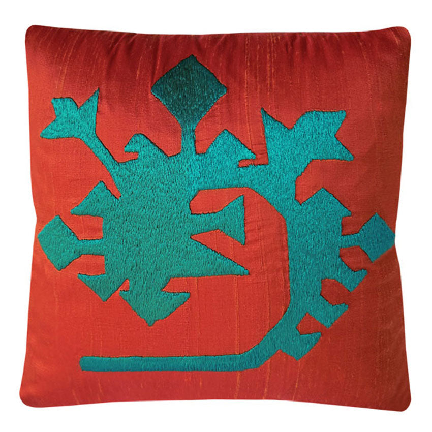Mitolojik hazine bekcisi yilan ejder motifli ipek kucuk yastik_Small silk cushion with serpent dragon motif that safeguards treasury