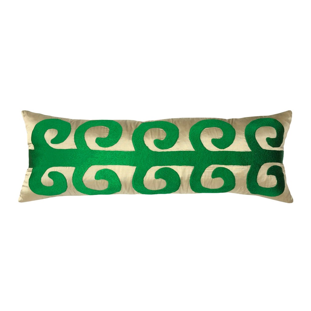 Yagmur getirerek evrensel donguyu saglayan agac motifli ipek kirlent_Silk pillow case with tree motif that ensures cycle of life by rain